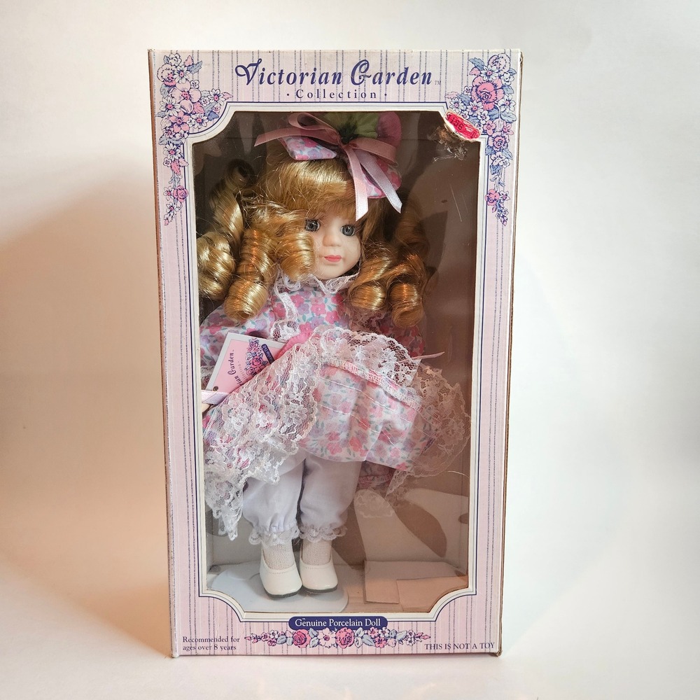 Victorian Garden Collection Melissa Jane Porcelain Doll 1996 Brass Key NIB